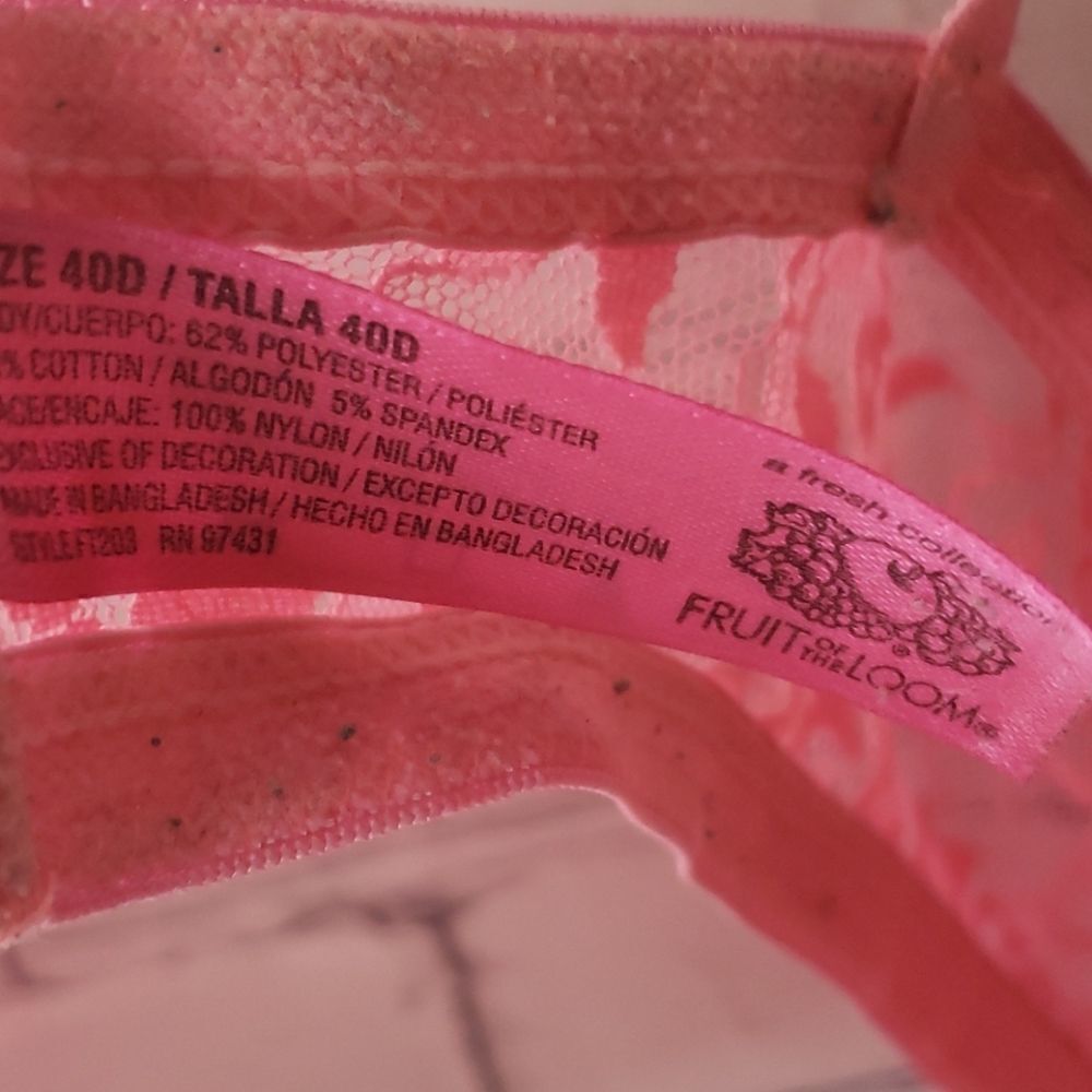 Pink Bra - Picture 3 of 6